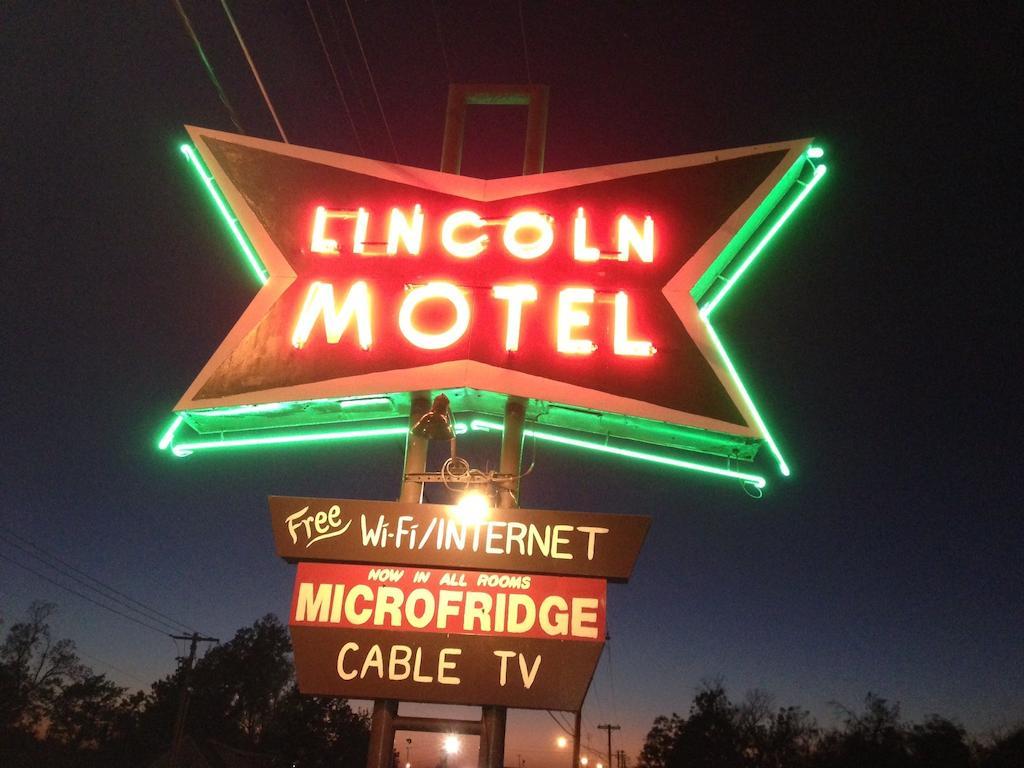 Lincoln 2* Chandler